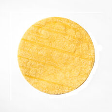 Tortillas made from yellow corn, 15cm length, gluten free. Ideal for tacos and mini quesadillas. With authentic flavor and aroma.