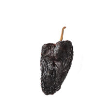 One of the most popular peppers on a dried version with a mild and sweet flavor and wrinkly skin.